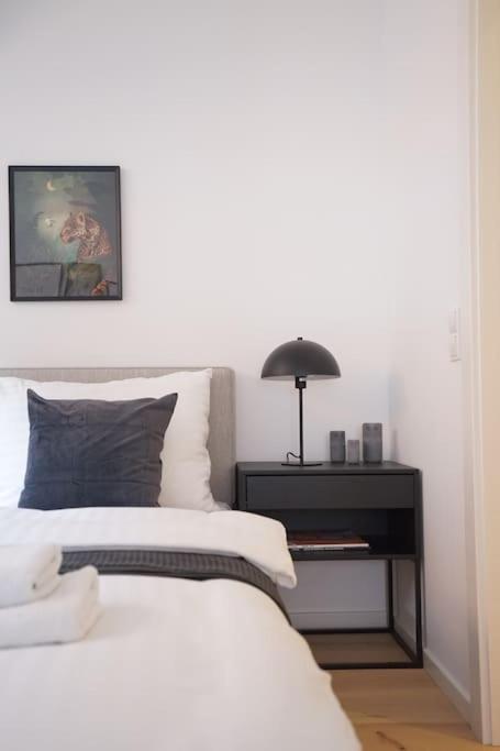 Uber Chic Flat In Charming Factory Building * Wien